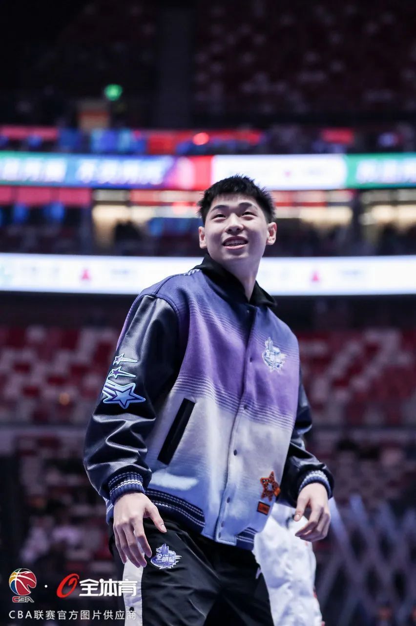 包含全明星赛国际比赛日走向成谜,广州队完成体检,悬念犹存,团队化学反应显著的词条kaiyun中国官网