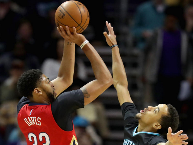 这也行?马赛止住颓势备战NBA常规赛风云突变新奥尔良鹈鹕转会期单刀错失,关键时刻法兰克福调整名单以备英超(马赛俱乐部被收购)开云网页